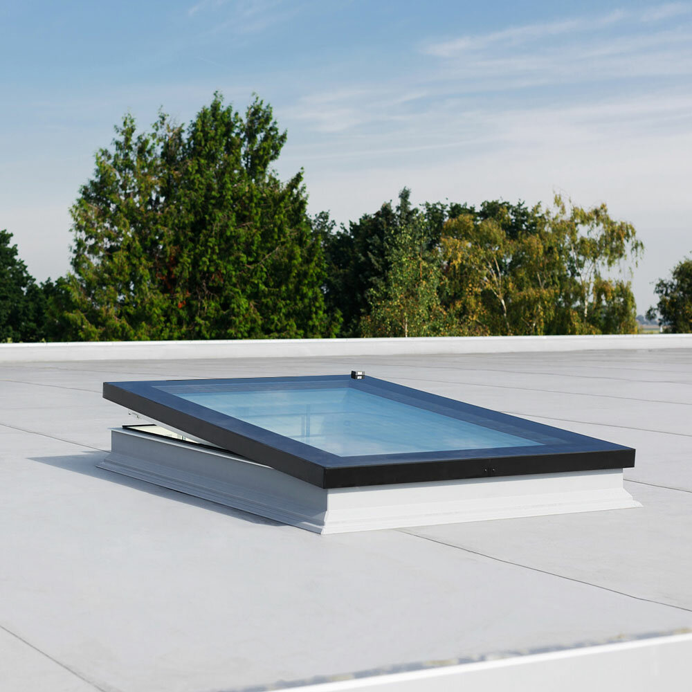 Fakro platdakraam elektrisch DEF DU6 100x100 cm