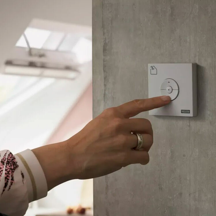 Velux Integra dakraam GGU UK08 007021 134x140 (netstroom)