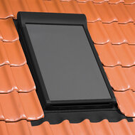 Fakro AMZ Screen Elektrisch RAL 9005 Retro (092) 55x78 cm