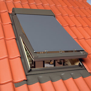 FAKRO AMZ Screen NewLine (090) 48x78 cm